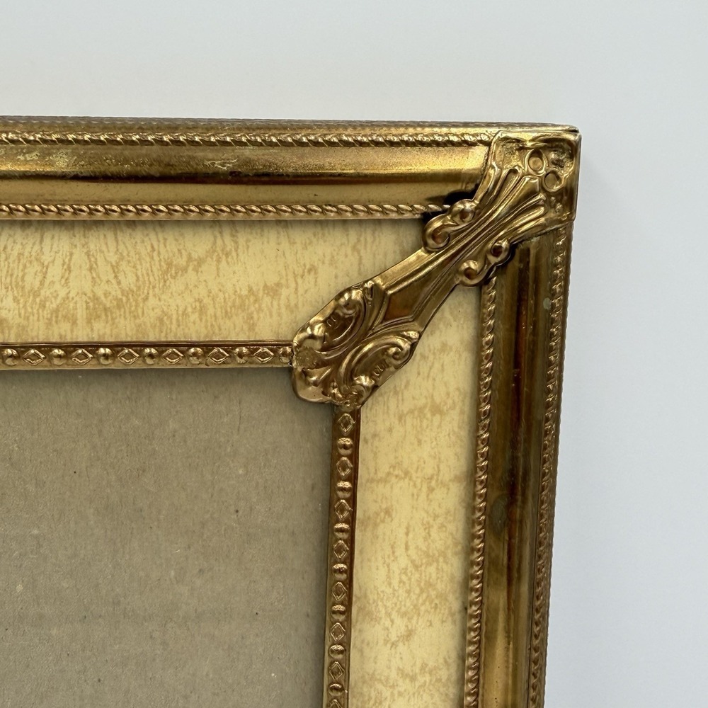 VTG Gold Tone Metal Picture Frame Easel Ornate Hollywood Regency 7.25x9.25 - Picture 4 of 9